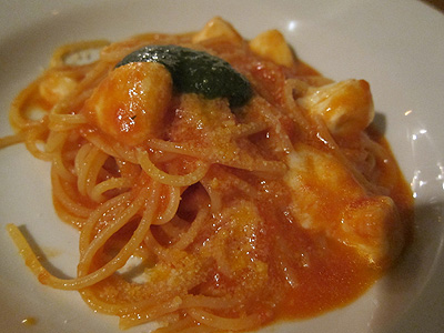 ヴィノテカ・キムラ （Vinoteca Kimura） カラスミとしらすと松の実のスパゲティーニ